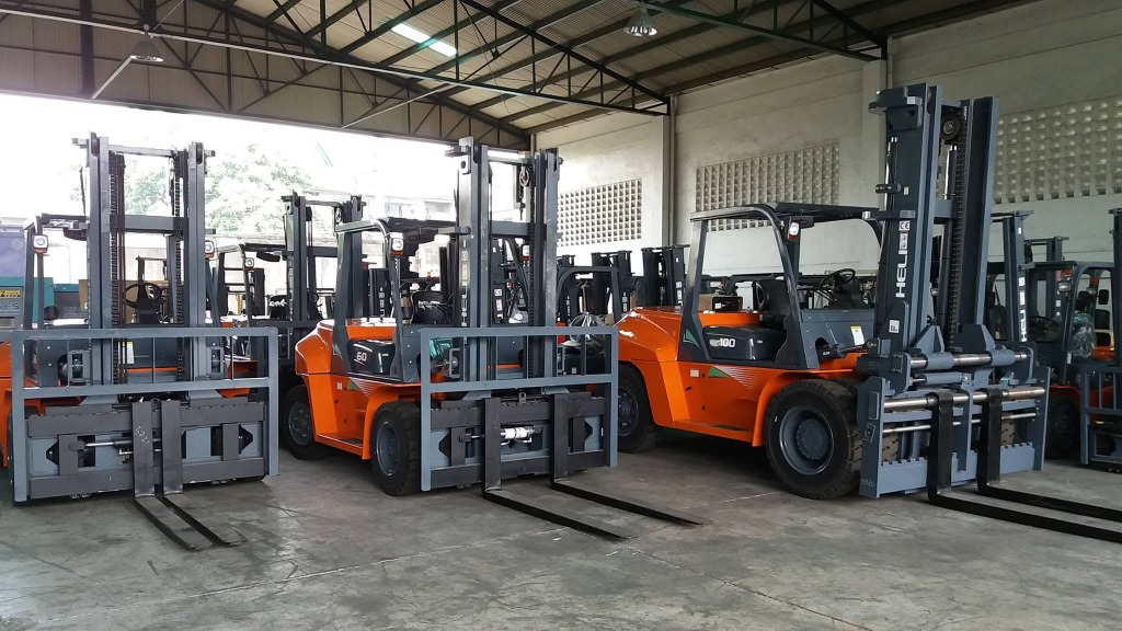 Giant Mercantile Corporation forklift warehouse